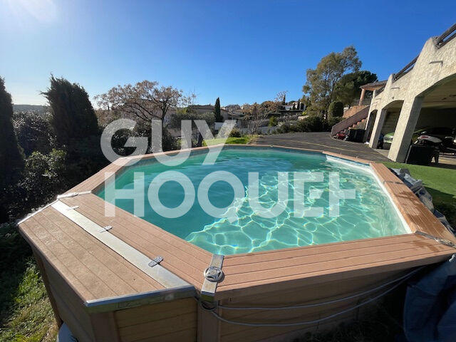 Maison - 183 m² - 5 pièces