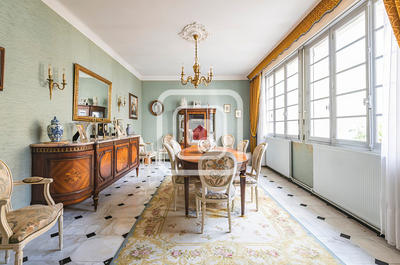 Maison - 160 m² - 5 pièces