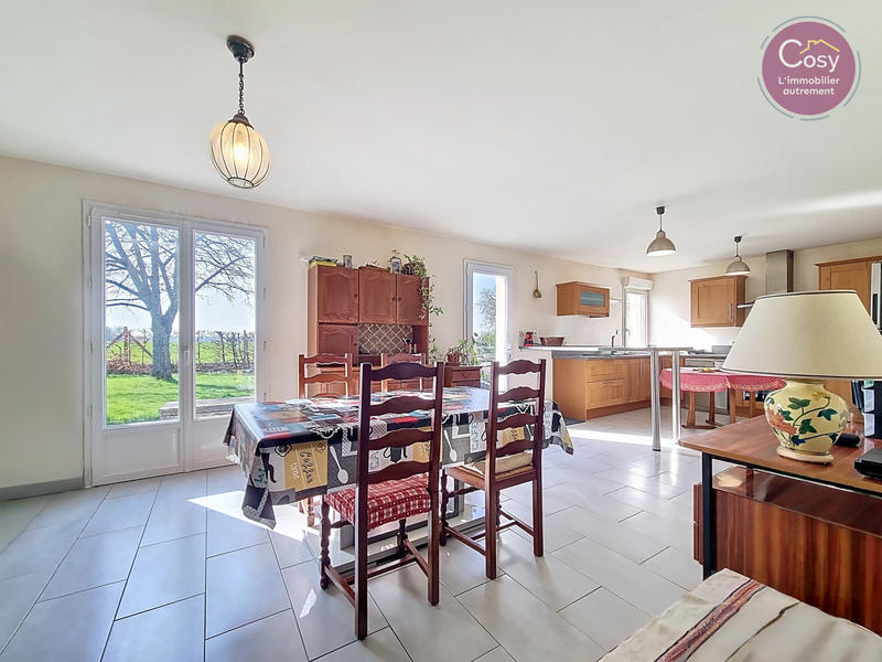 Maison - 104 m² - 5 pièces