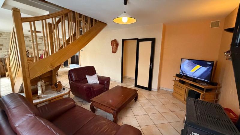 Maison - 105 m² - 7 pièces