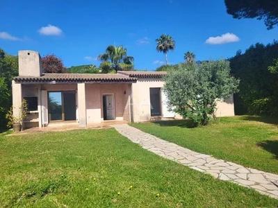 Villa - 89 m² - 4 pièces