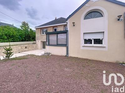 Maison - 195 m² - 6 pièces