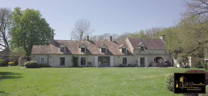 Maison ancienne - 268 m² - 11 pièces