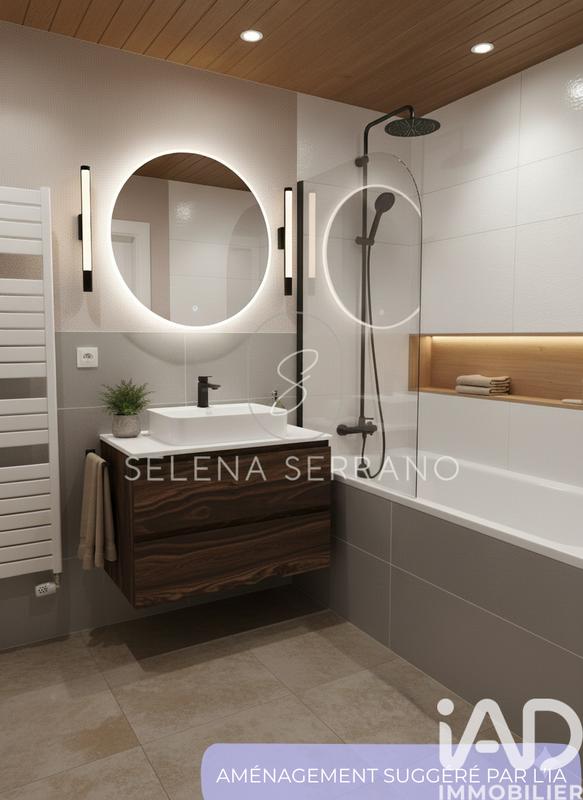 Maison - 251 m² - 7 pièces