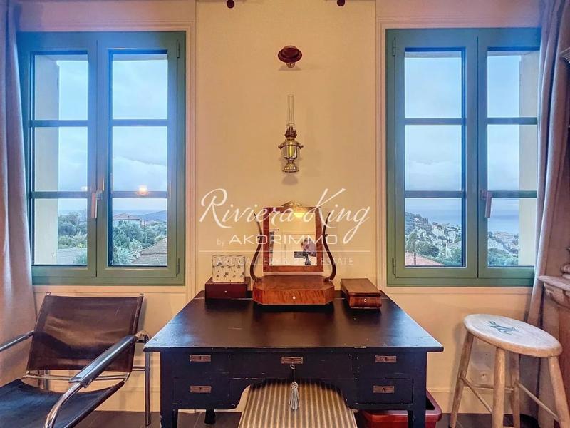 Penthouse - 125 m² - 4 pièces