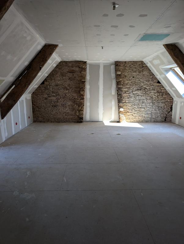 Maison - 90 m² - 3 pièces