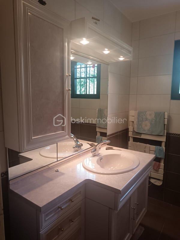 Pavillon - 88 m² - 6 pièces