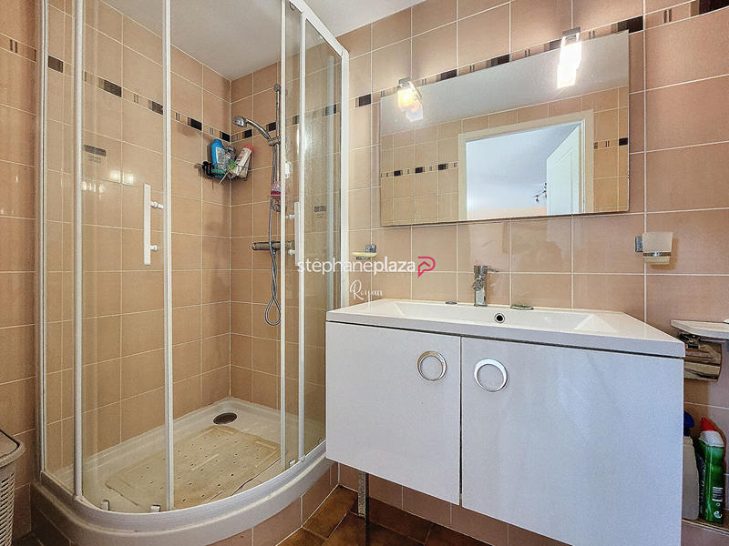 Maison - 176 m² - 6 pièces