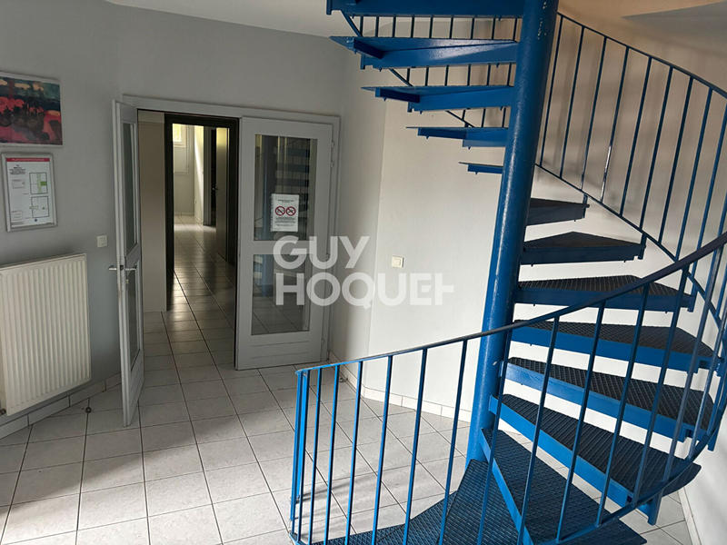 Local commercial - 388 m² - 7 pièces