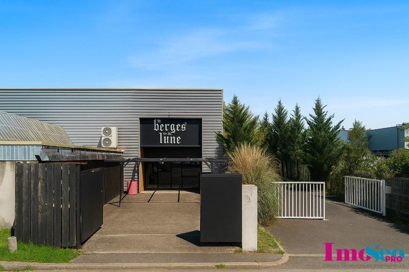 Local d'activité / Entrepôt - 1 826 m²