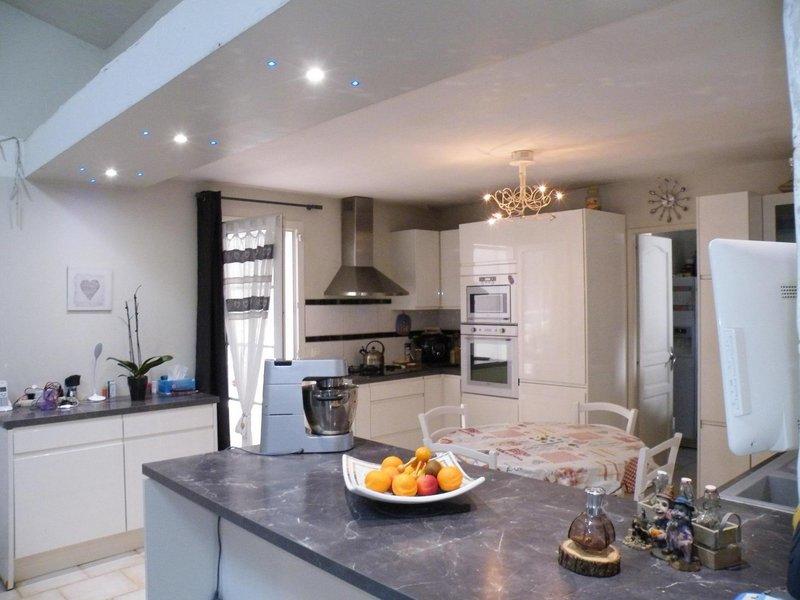 Propriété - 350 m² - 11 pièces