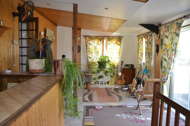 Maison - 295 m² - 12 pièces