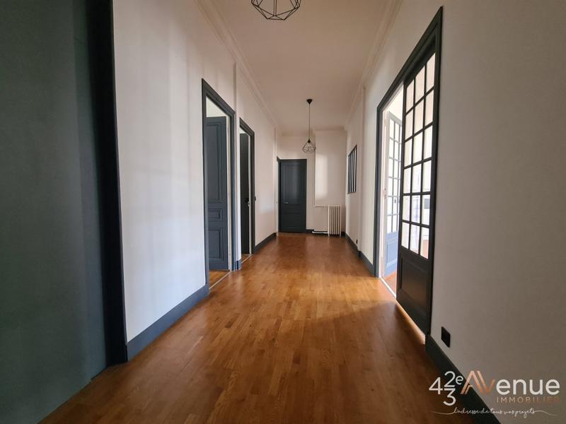 Appartement - 106 m² - 4 pièces
