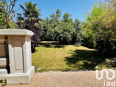 Maison - 170 m² - 9 pièces