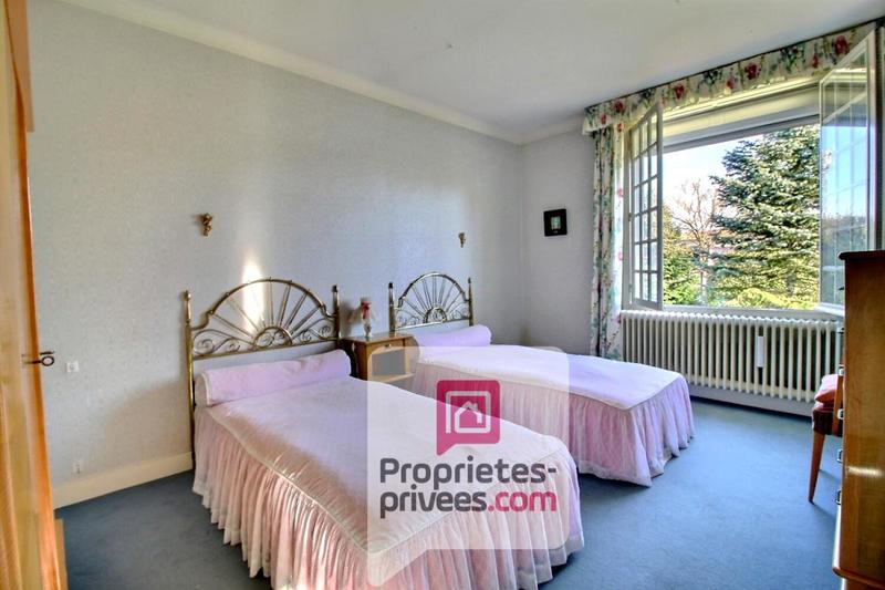 Maison - 142 m² - 6 pièces