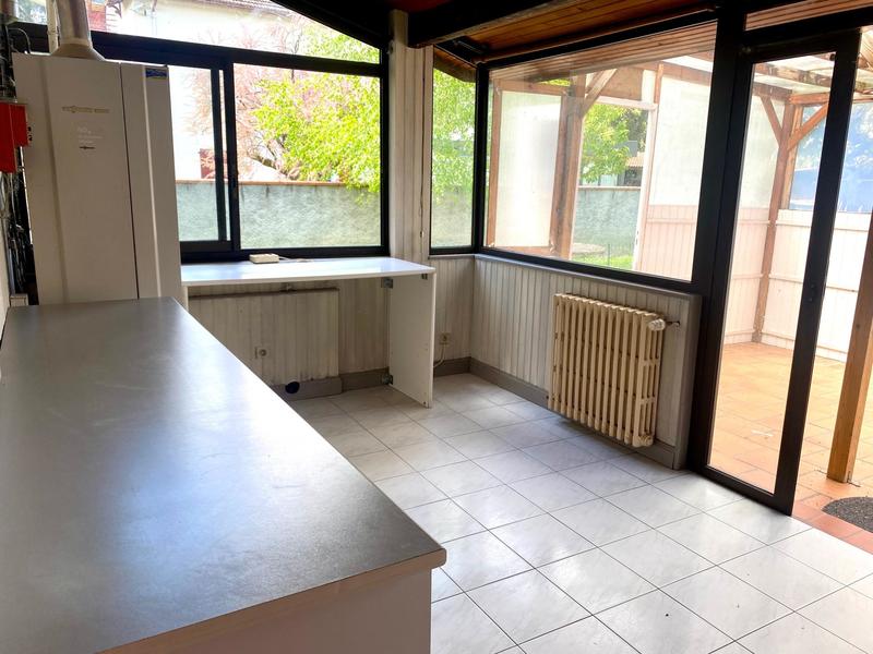 Maison - 143 m² - 7 pièces
