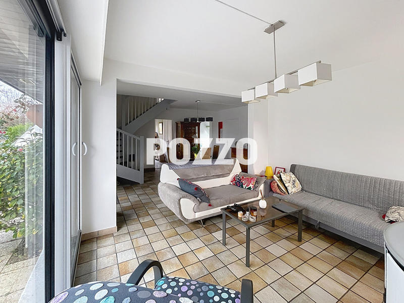 Maison - 115 m² - 6 pièces