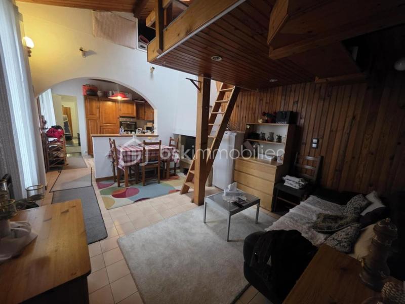 Immeuble - 116 m² - 7 pièces