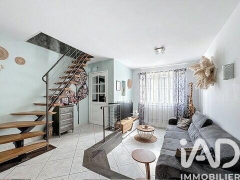 Maison - 95 m² - 4 pièces