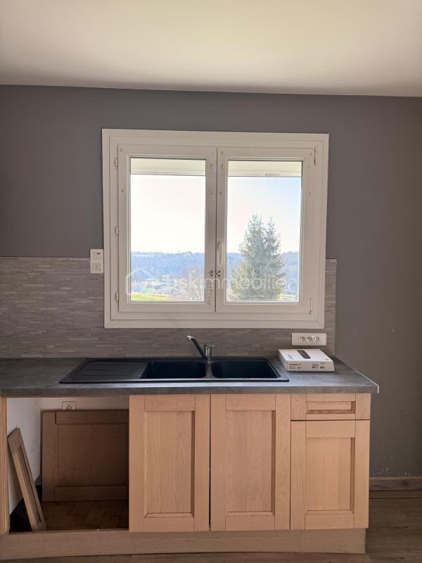 Maison - 87 m² - 5 pièces