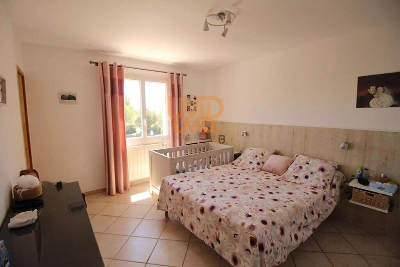 Maison - 160 m² - 3 pièces