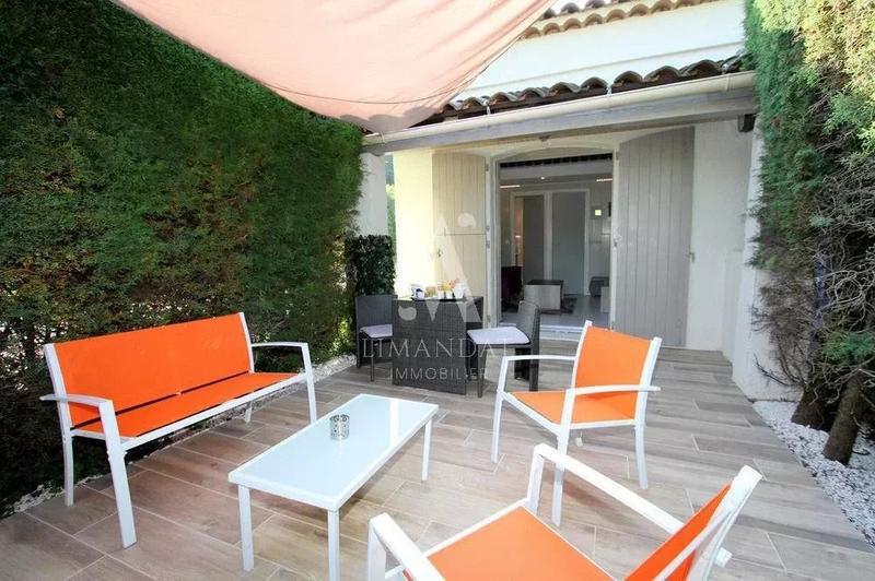 Hôtel particulier - 600 m² - 20 pièces