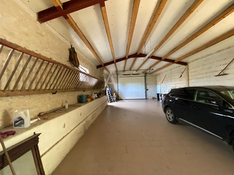 Maison - 204 m² - 6 pièces