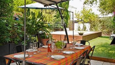 Maison - 215 m² - 10 pièces