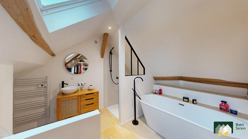 Maison traditionnelle - 66 m² - 3 pièces