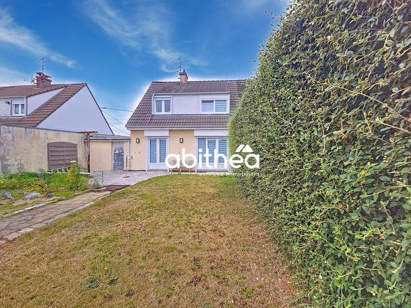 Maison - 83 m² - 4 pièces