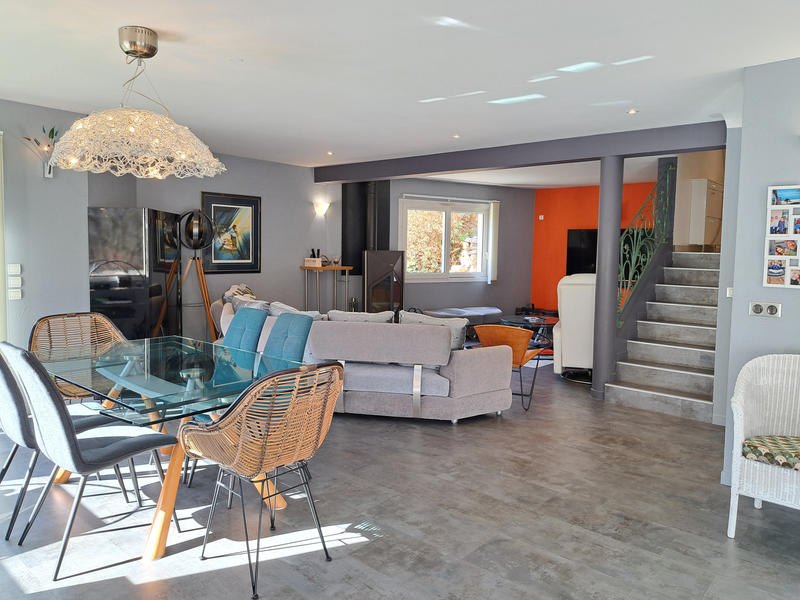 Appartement - 203 m² - 6 pièces