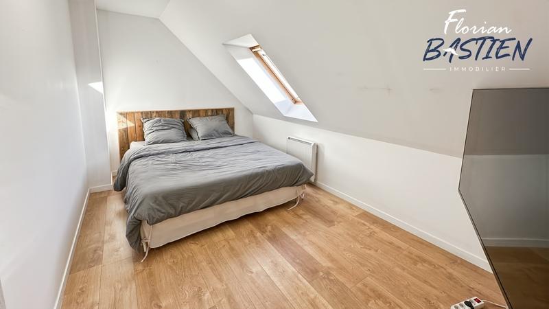 Maison - 165 m² - 9 pièces