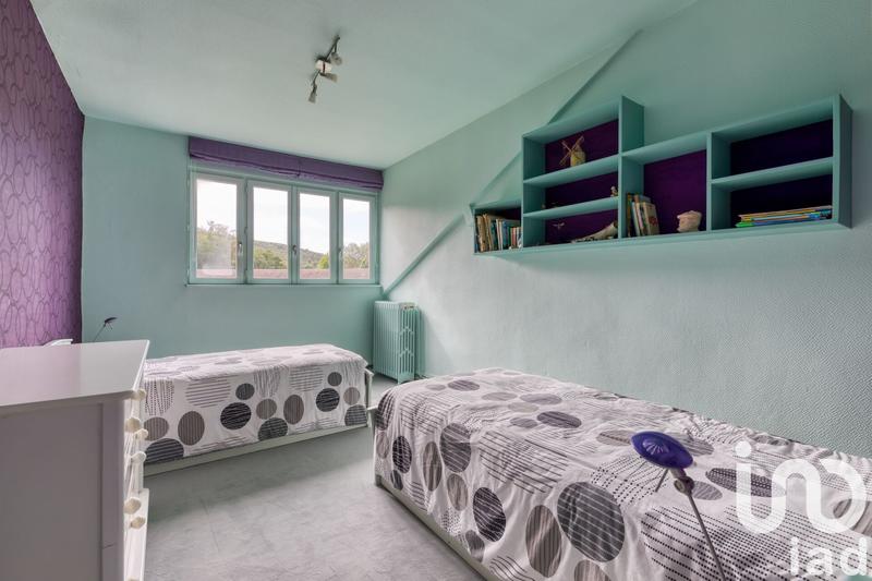 Maison - 315 m² - 12 pièces