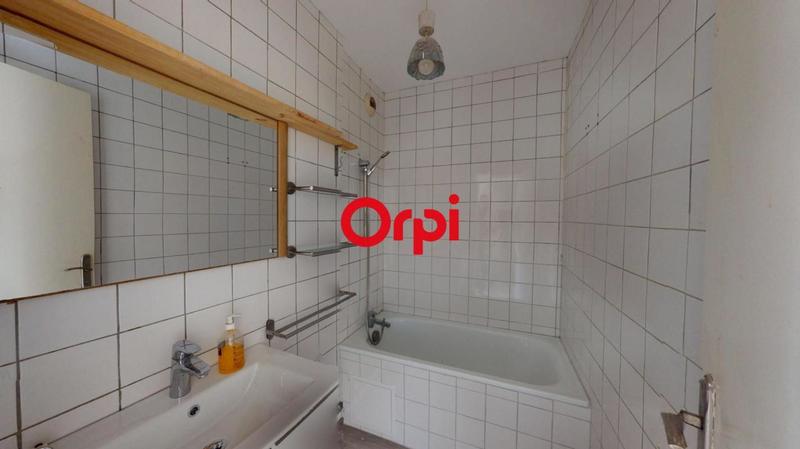Appartement - 85 m² - 5 pièces