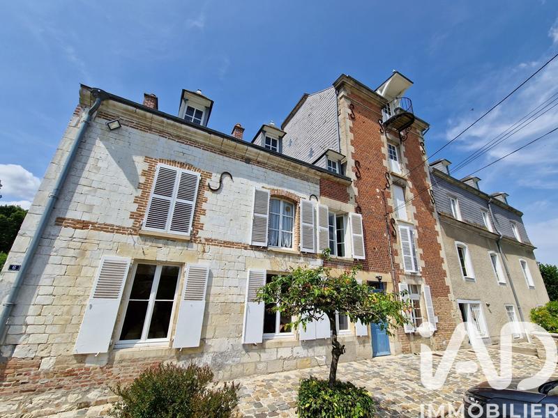 Maison - 343 m² - 10 pièces
