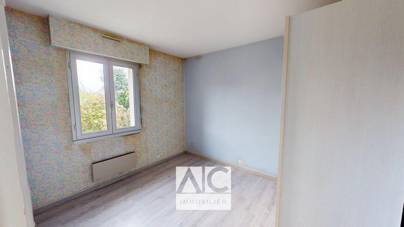 Maison - 83 m² - 5 pièces