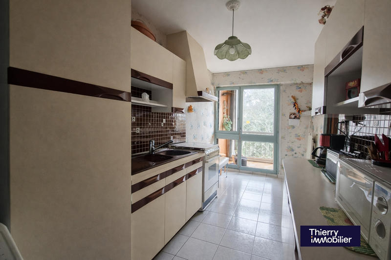 Appartement - 89 m² - 5 pièces