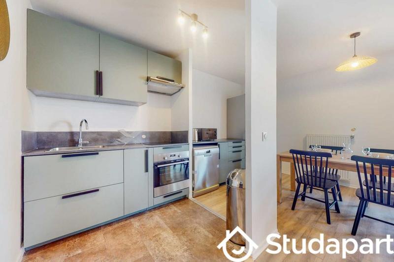 Chambre - 10 m² - 1 pièce