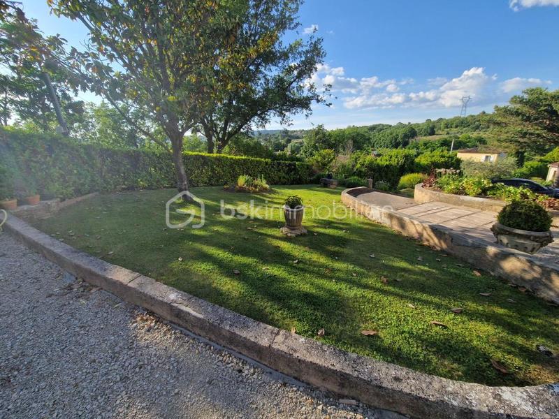 Villa - 180 m² - 5 pièces