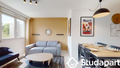 Chambre - 11 m² - 1 pièce