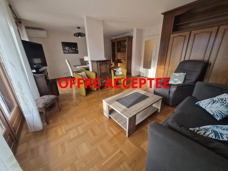 Appartement - 77 m² - 3 pièces