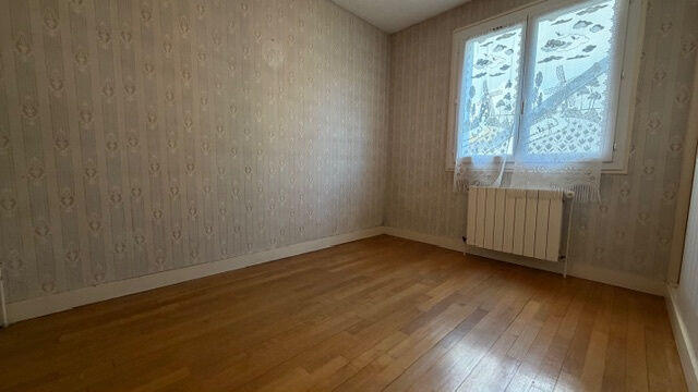 Maison - 83 m² - 5 pièces