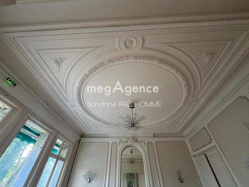 Bureau - 550 m² - 17 pièces