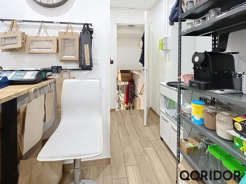 Fonds de commerce - Magasins - 61 m²