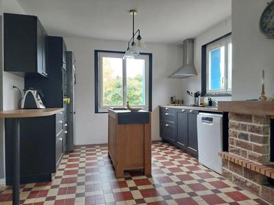 Maison - 130 m² - 7 pièces