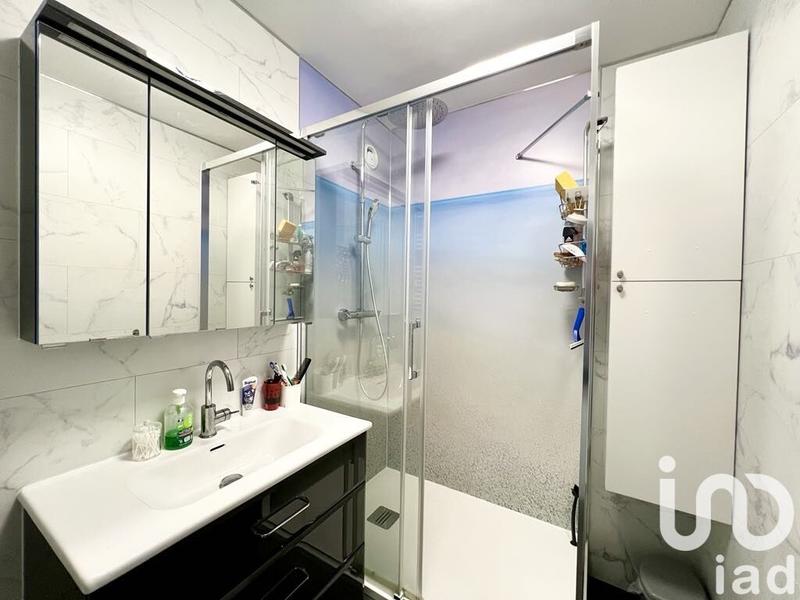 Appartement - 93 m² - 5 pièces