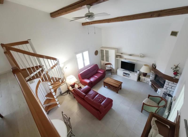 Maison - 161 m² - 7 pièces