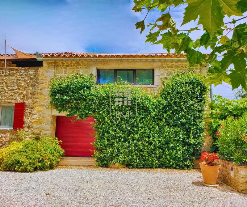 Mas - 339 m² - 6 pièces