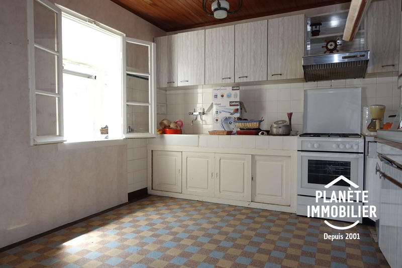 Maison ancienne - 140 m² - 7 pièces