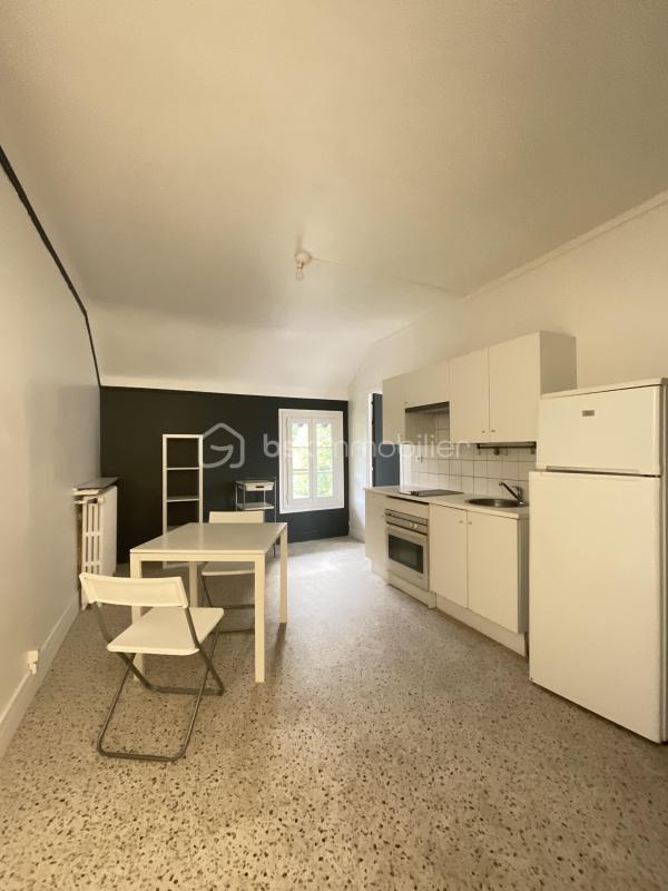 Appartement - 64 m² - 2 pièces